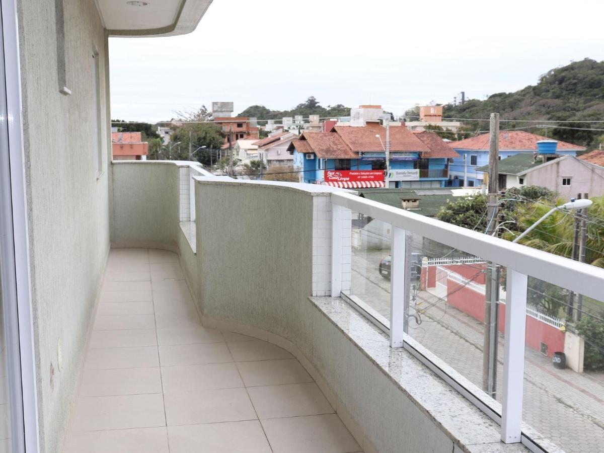 Res. Antonio Pinheiro. Apartamento Com 2 Dormitorios. Bombinhas Exteriér fotografie